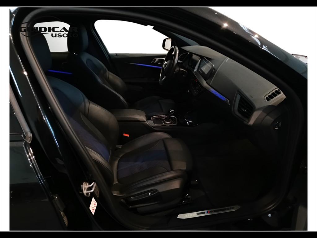 BMW Serie 1 F40 - 118d Msport auto