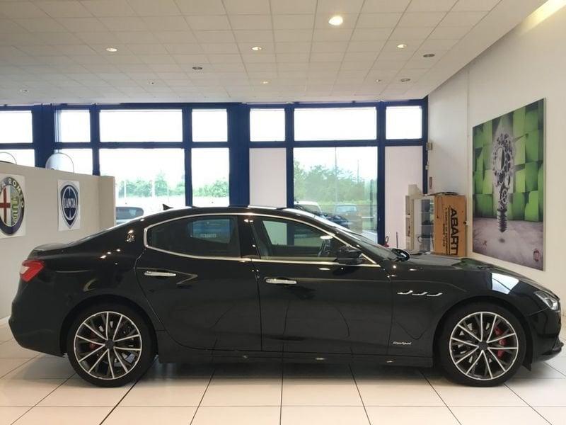 Maserati Ghibli 3.0 V6 DS 275cv GranSport auto IVA ESPOSTA - PREZZO REALE