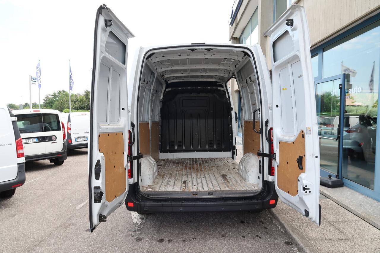 Renault Master 2.3 dCi TA L2 H2 VAN