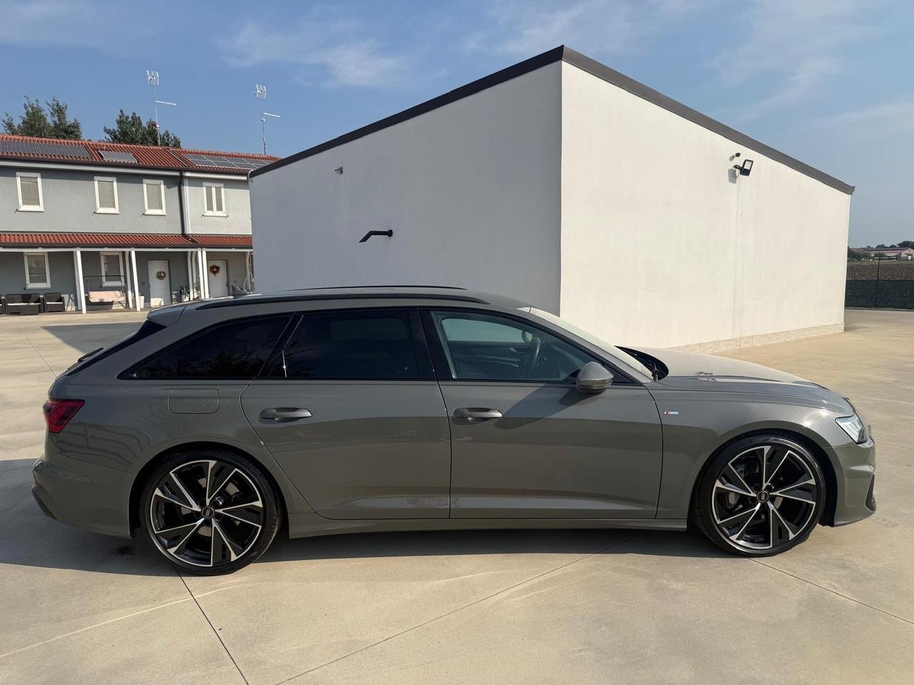 Audi A6 Avant 45 2.0 TFSI quattro ultra S tronic Business