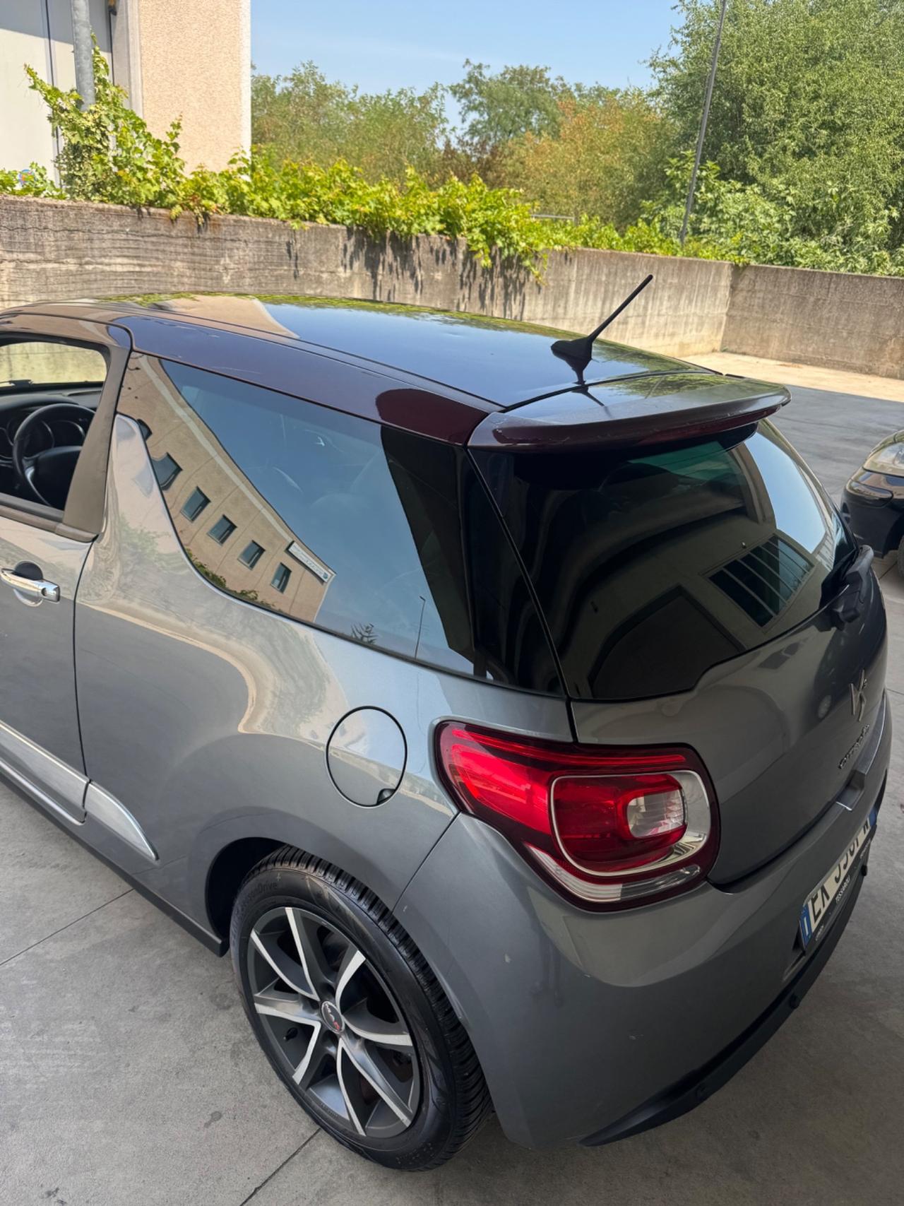 Ds DS3 3 1.6 HDi 110 Just Black
