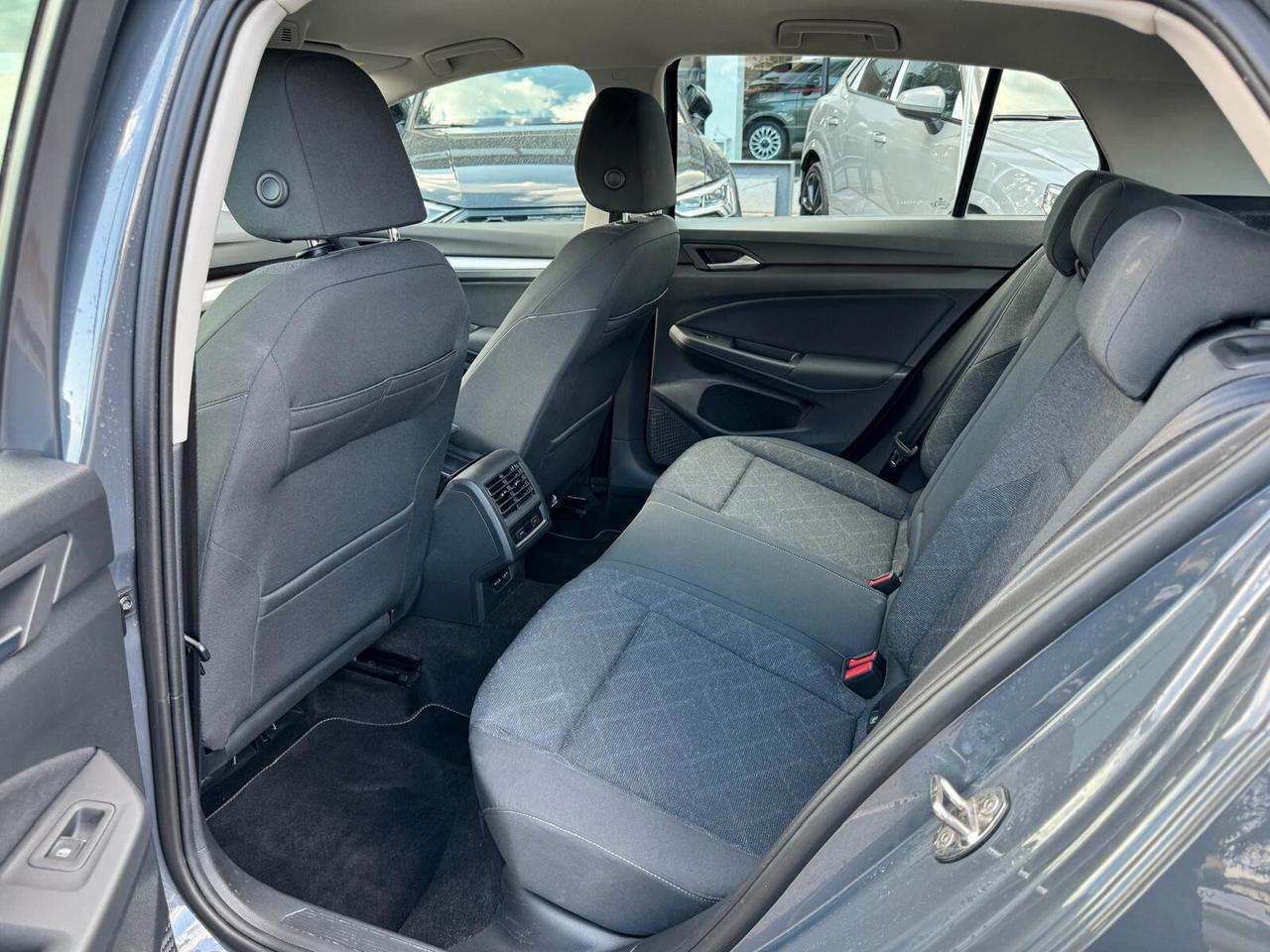 Volkswagen Golf 2.0 TDI 115cv LIFE *PROMO*