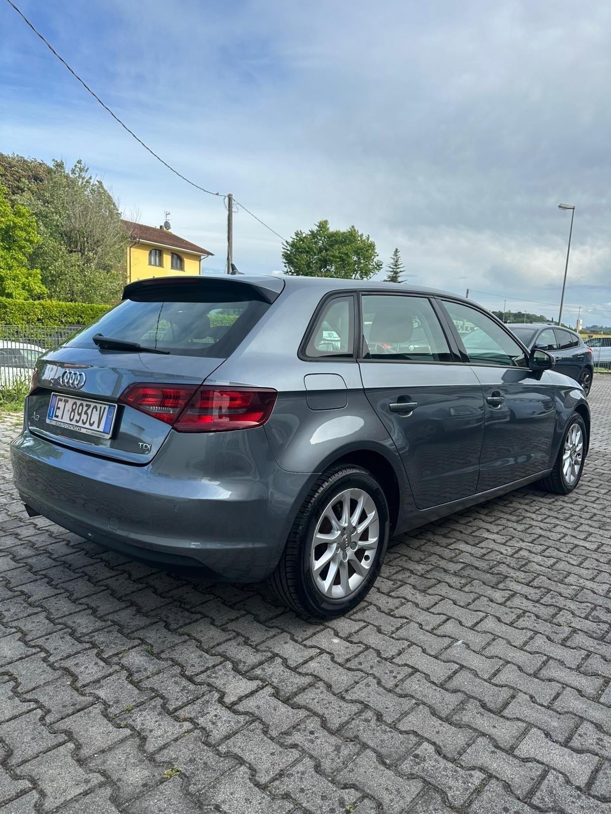 Audi A3 1.6 TDI Attraction