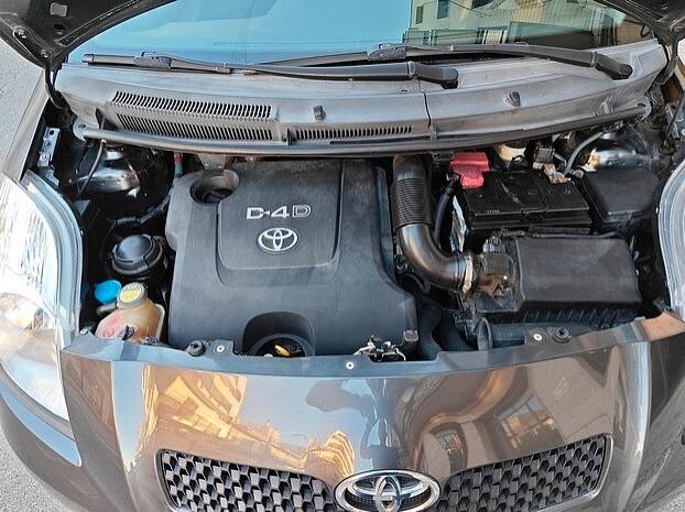 TOYOTA Yaris 1.4 D-4D 5 porte