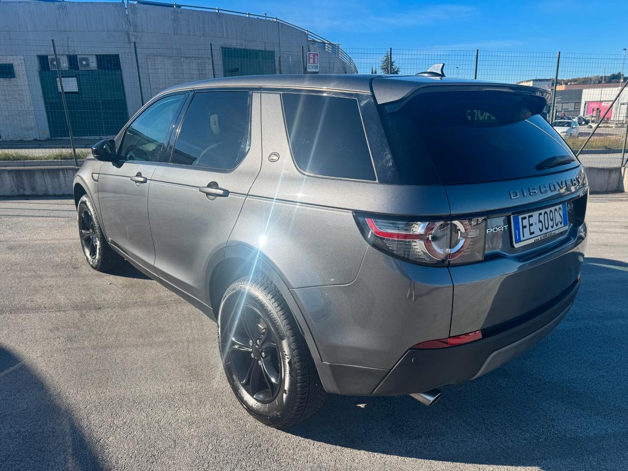 Land Rover Discovery TD4 150 CV GANCIO TRAINO