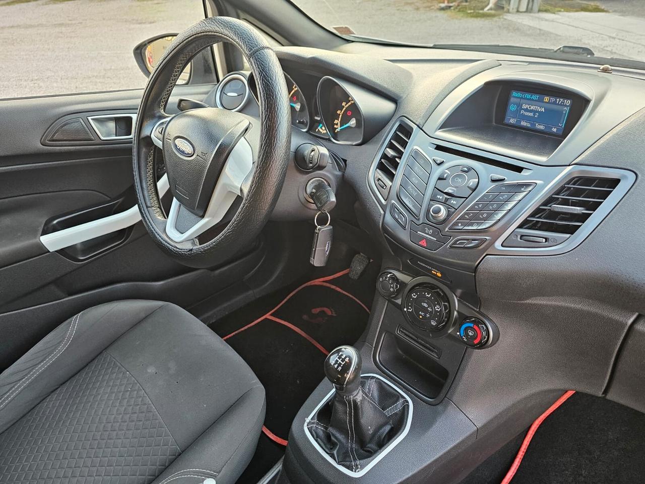 Ford Fiesta 1.5 TDCi 75cv Titanium*Clima*Cerchi*Neop
