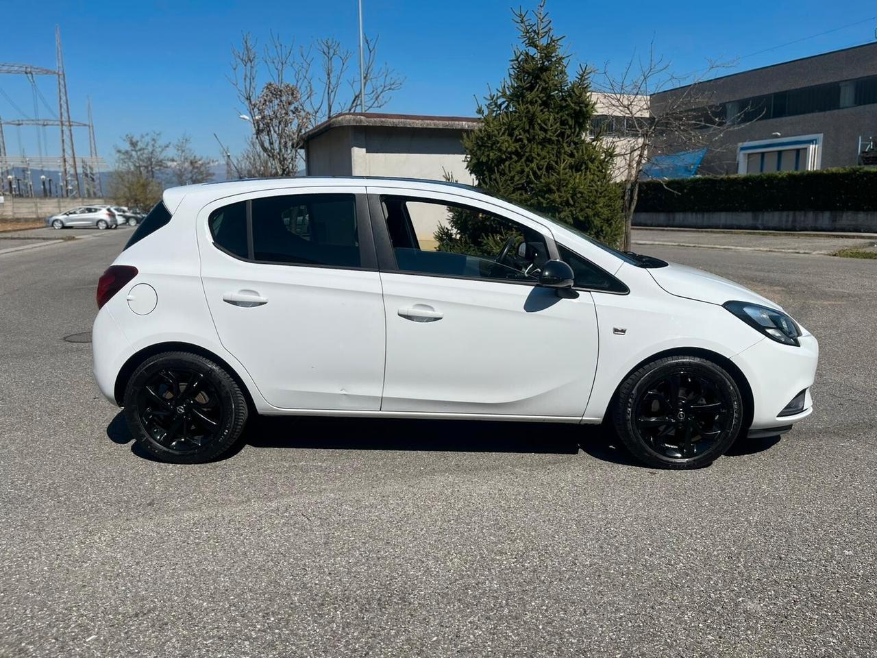 Opel Corsa 1.4 90CV GPL Tech 5 porte b-Color