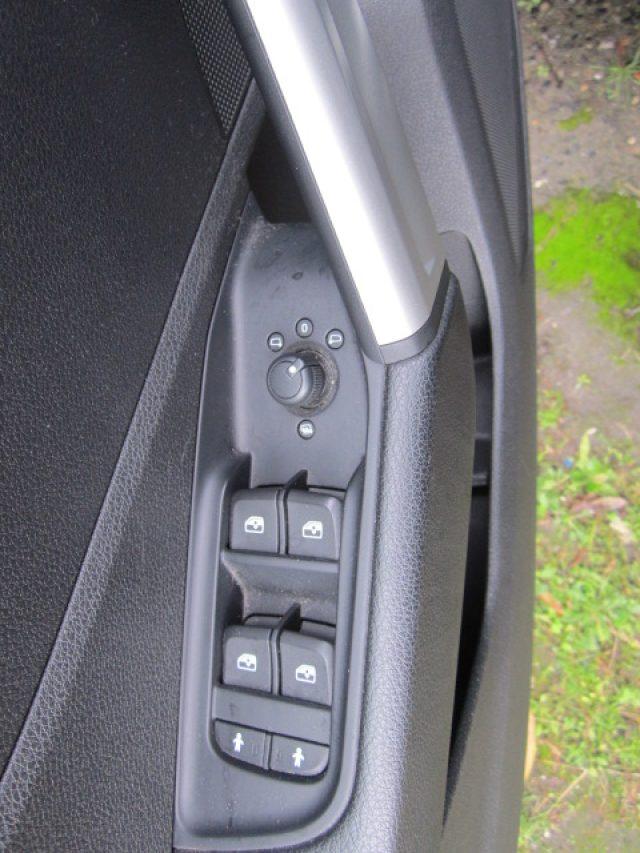 AUDI Q2 35 TFSI Business Advanced