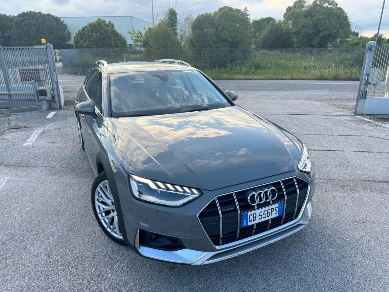 AUDI A4 ALLROAD 2.0 - Matrix Led Ambient 19
