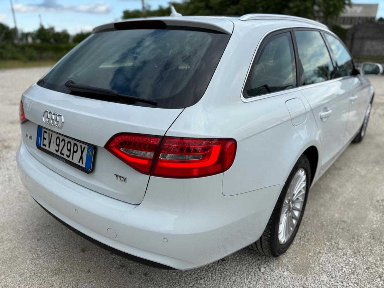 Audi A4 Avant 2.0 TDI 150 CV multitronic Ambiente Uniprop Euro5