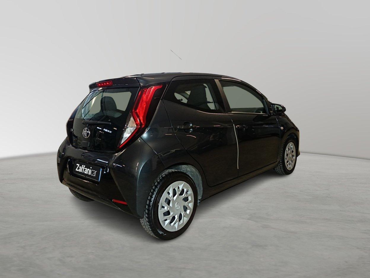 TOYOTA Aygo 2ª serie - Aygo 1.0 VVT-i 72 CV 5 porte x-cool