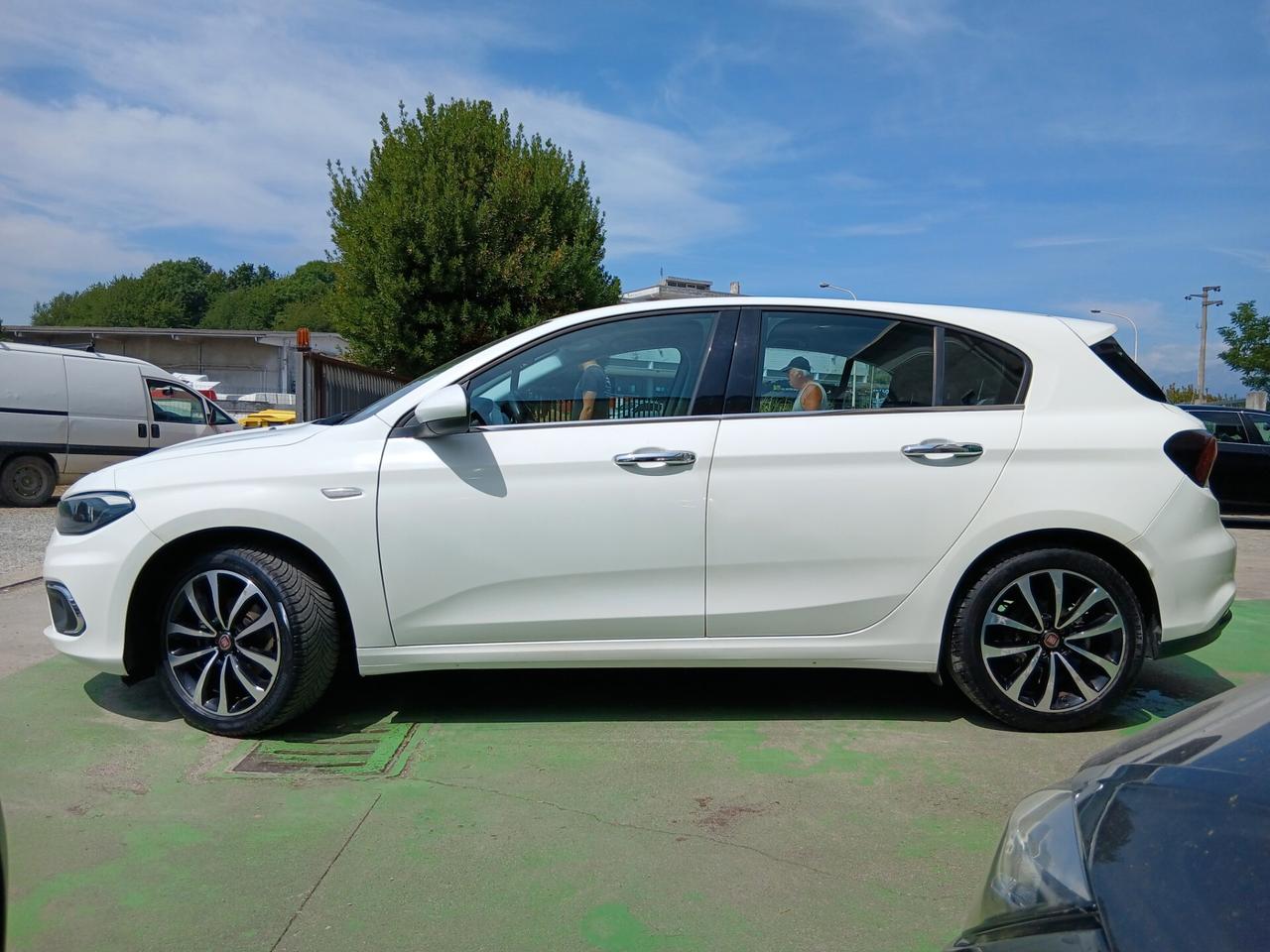 Fiat Tipo 1.4 Turbo Lounge neopatentati