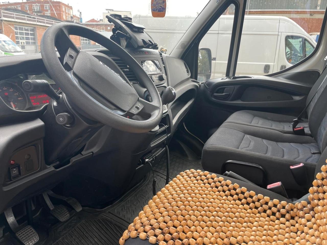 Iveco daily 35 c18 passo 3750 allestimento isoli