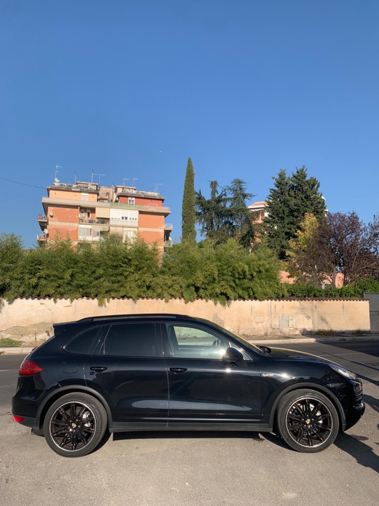 Porsche Cayenne 3.0 S Hybrid