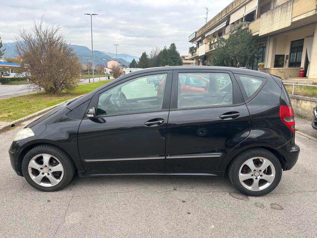 Mercedes-benz A 180 CDI Avantgarde ok neo patentati