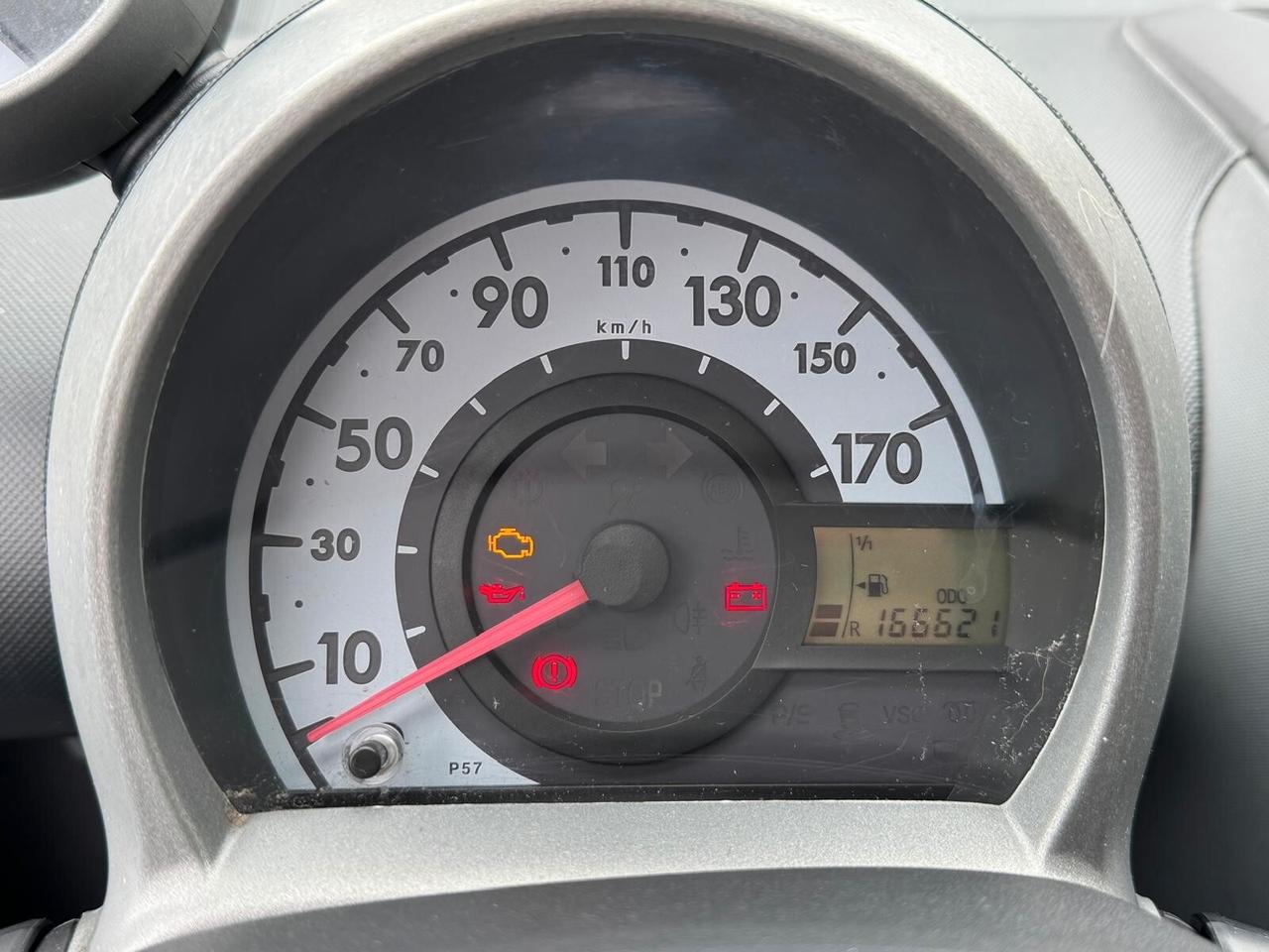 PEUGEOT 107 1.0 68CV SWEET YEARS 5P