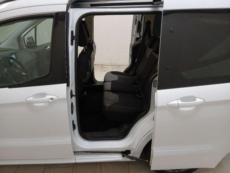 Ford Tourneo Courier 1.5 tdci 100cv Sport E6.2