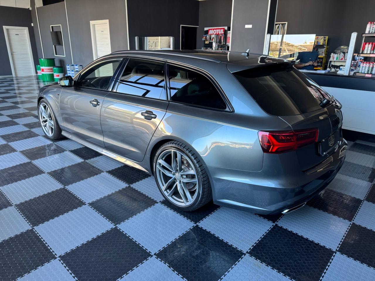 Audi A6 Avant 2.0 TDI ultra S tronic s-line Plus