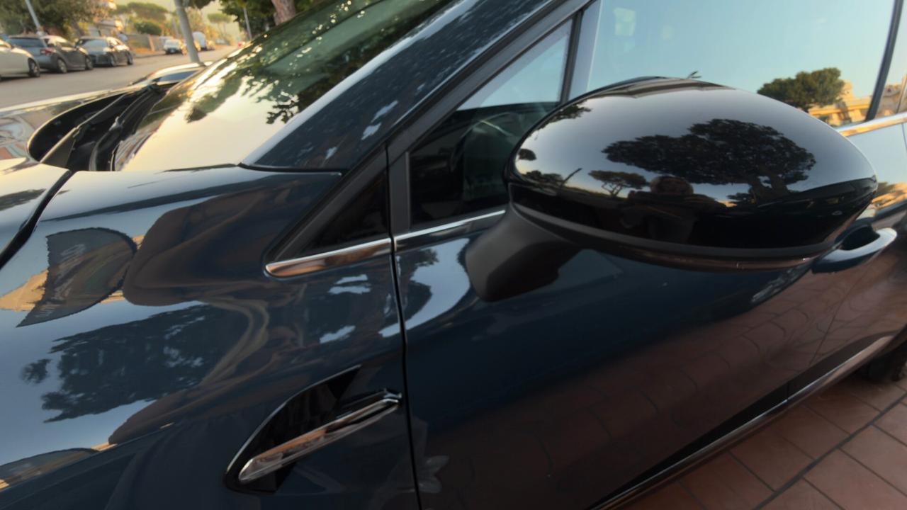 Renault Captur II 2019 1.6 E-Tech phev Intens 160cv auto my21