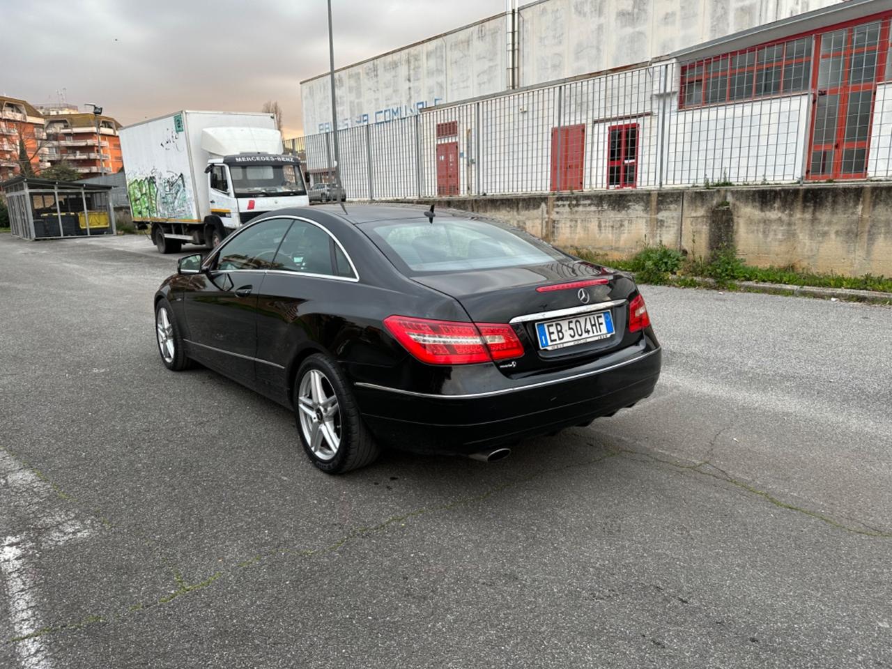 Mercedes-benz E 220 E 220 CDI Coupé BlueEFFICIENCY Executive