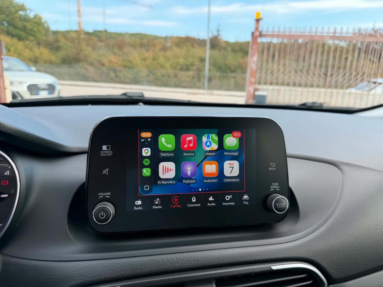 Fiat Tipo 1.3 Mjt 95CV CITY CROSS RETRO CARPLAY