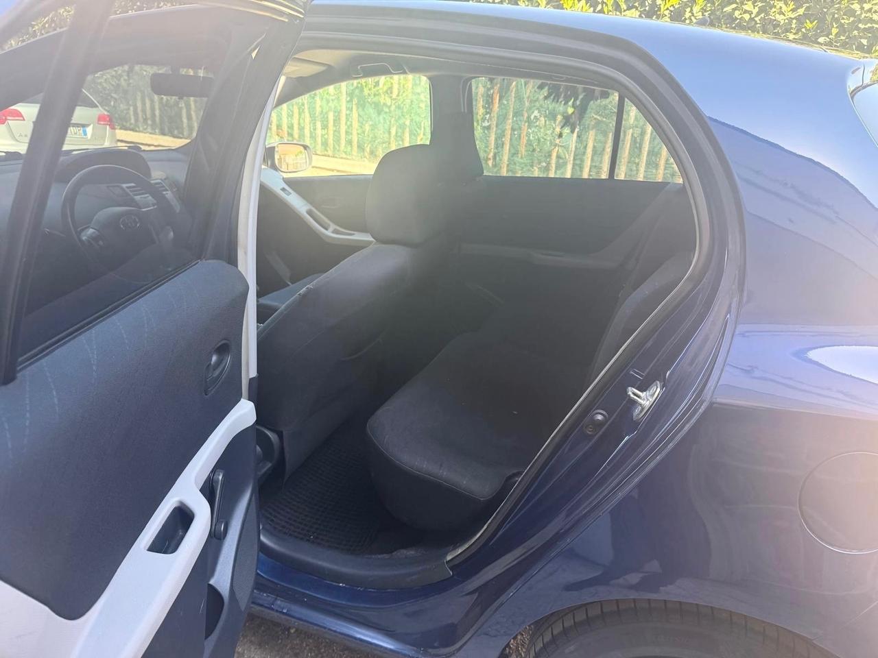 Toyota Yaris 1.4 D-4D automatica