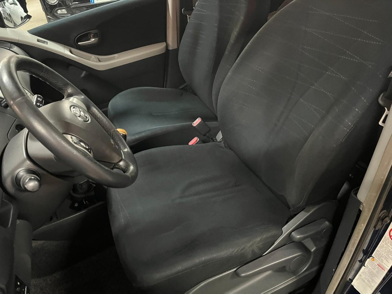 Toyota Yaris 1.3 5 porte