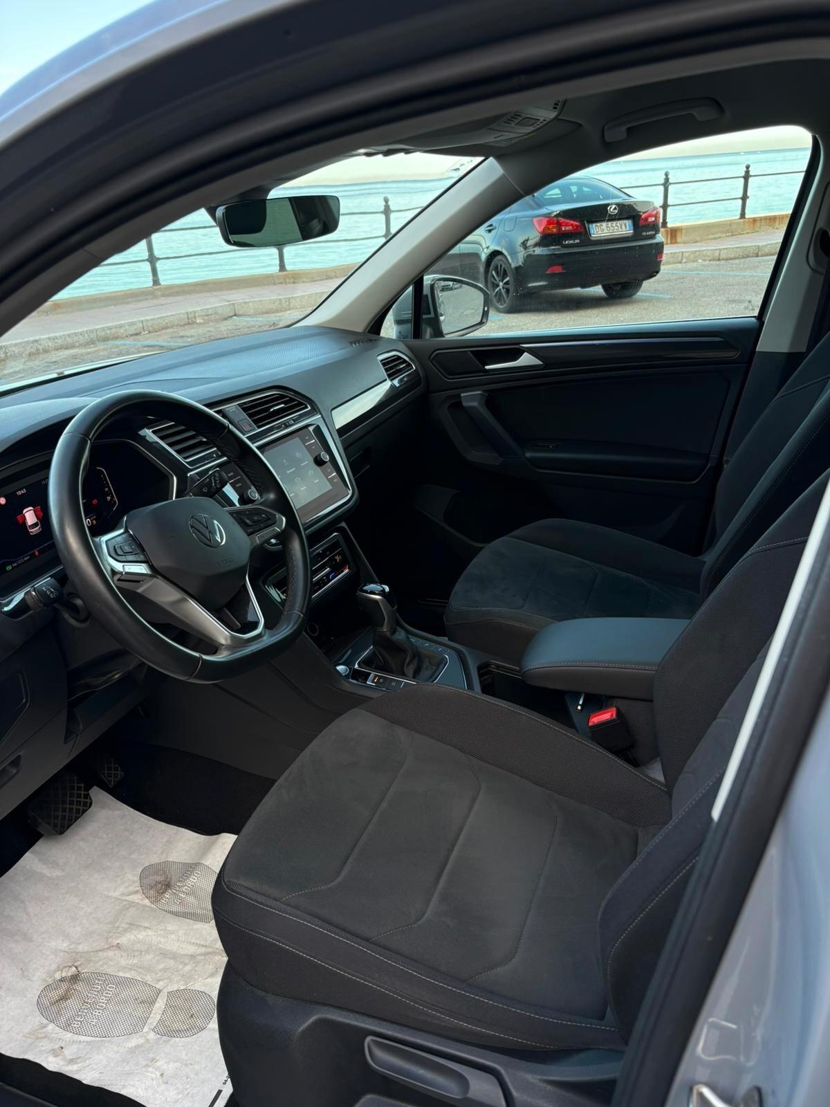 Volkswagen Tiguan 2.0 TDI SCR DSG 150 CV Elegance