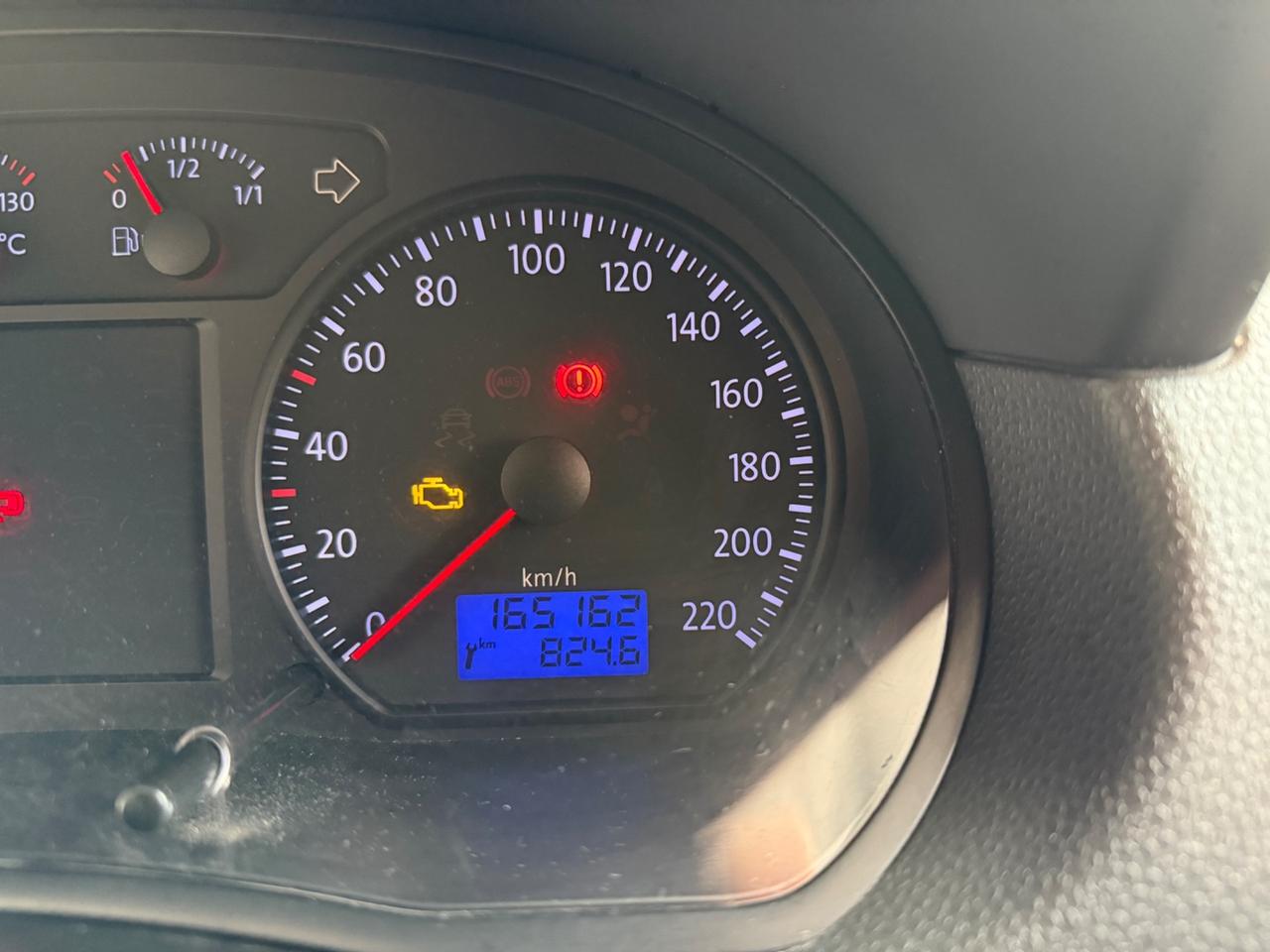 Volkswagen Polo 1.2benzina 64cv Neopatentati