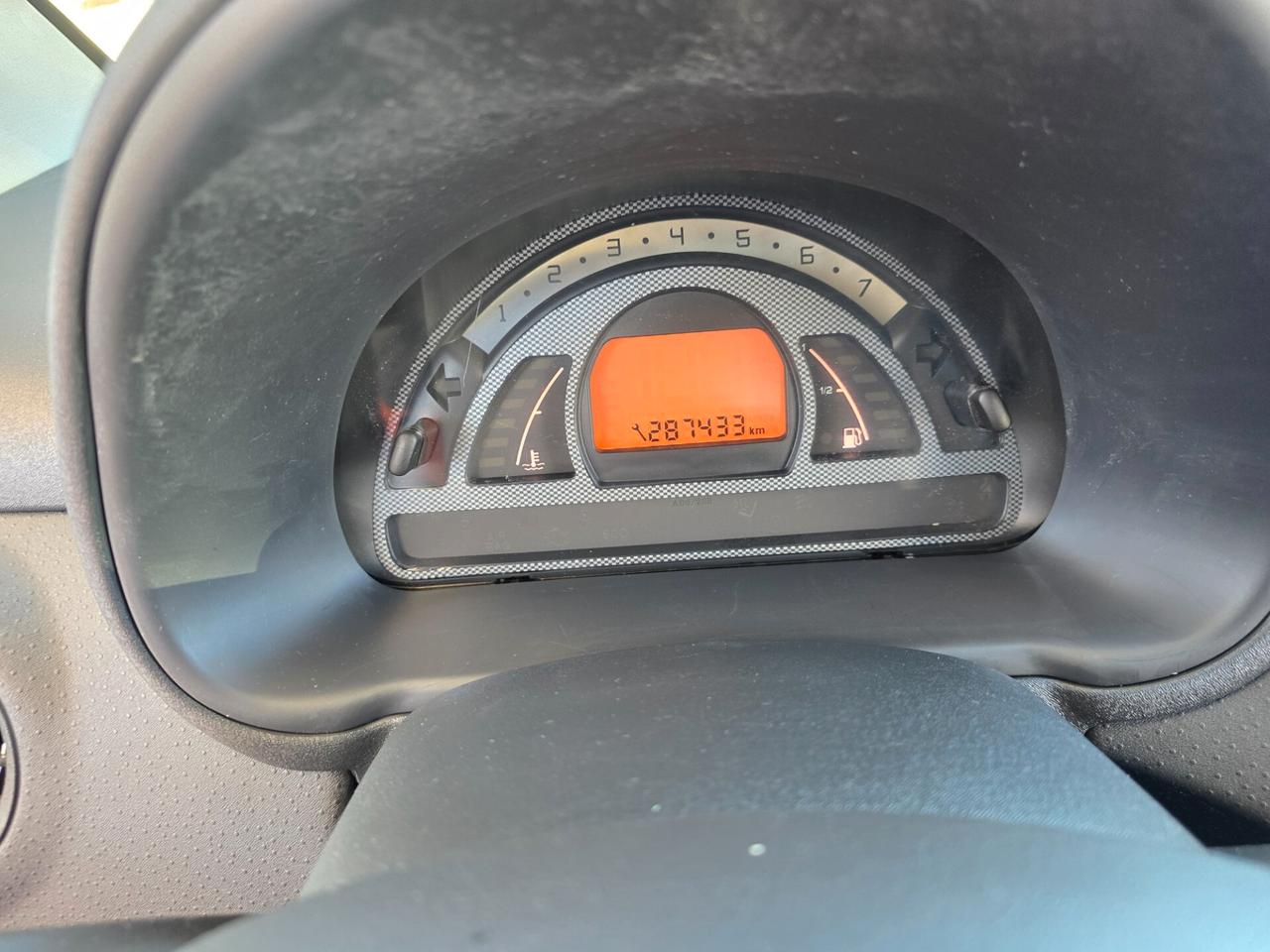 Citroen C2 1.4 VTR con 287.000km Unicoproprietario Neopatentati ok
