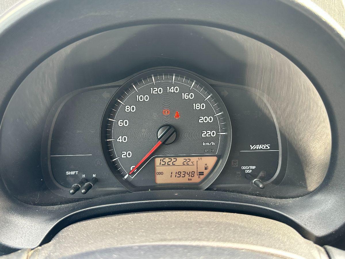 TOYOTA - Yaris - 1.0 5 porte Lounge