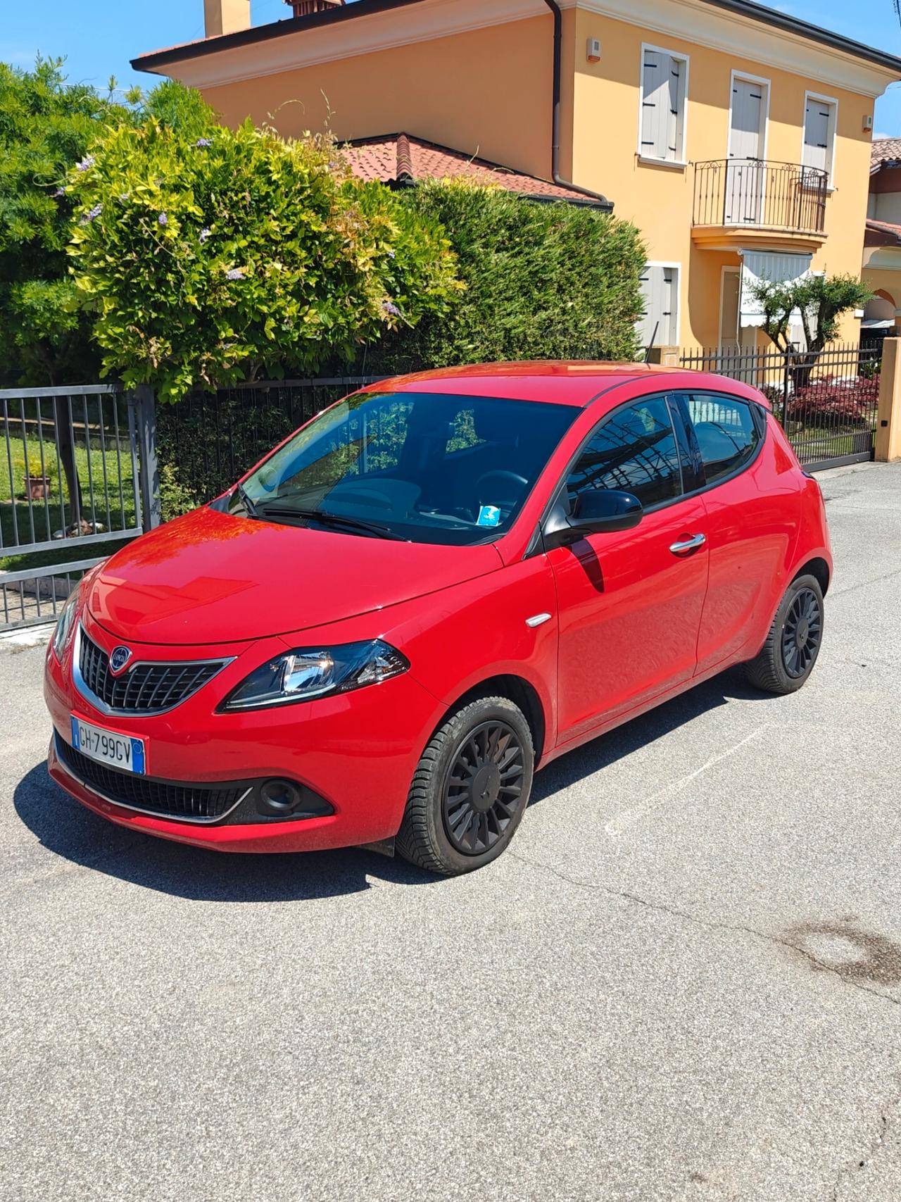 Lancia Ypsilon 1.0 Ibrida - Neopatentati unico proprietario