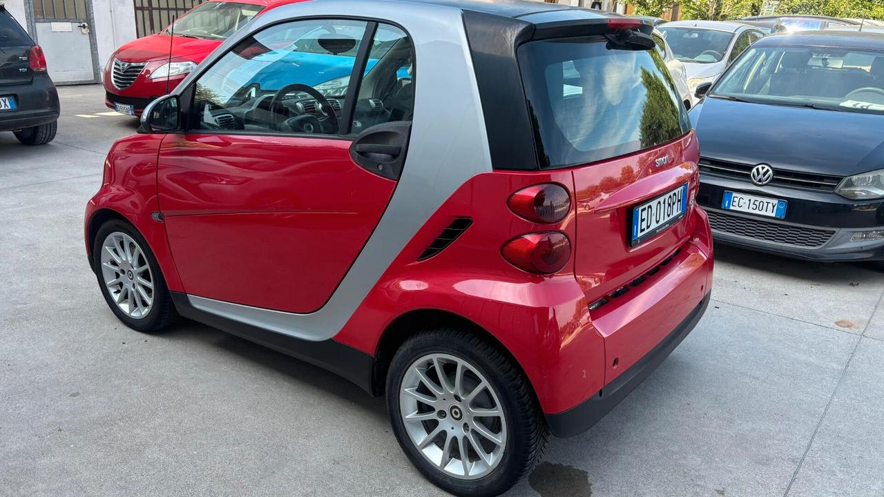 Smart ForTwo 1000 52 kW coupé pure