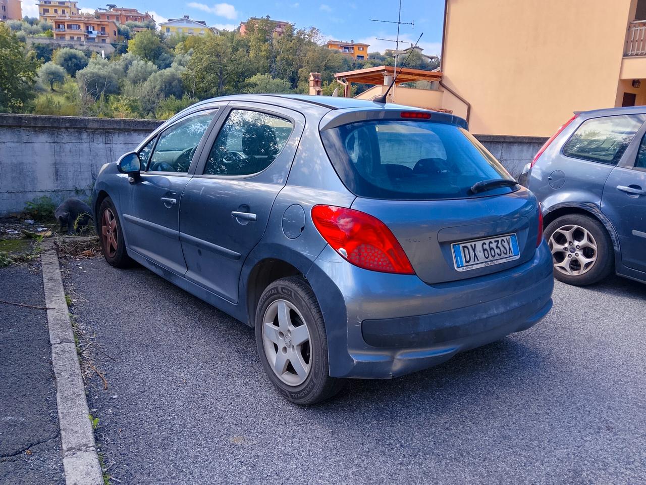 Peugeot 207 1.4 8V 75CV 5p. X Line ECO GPL