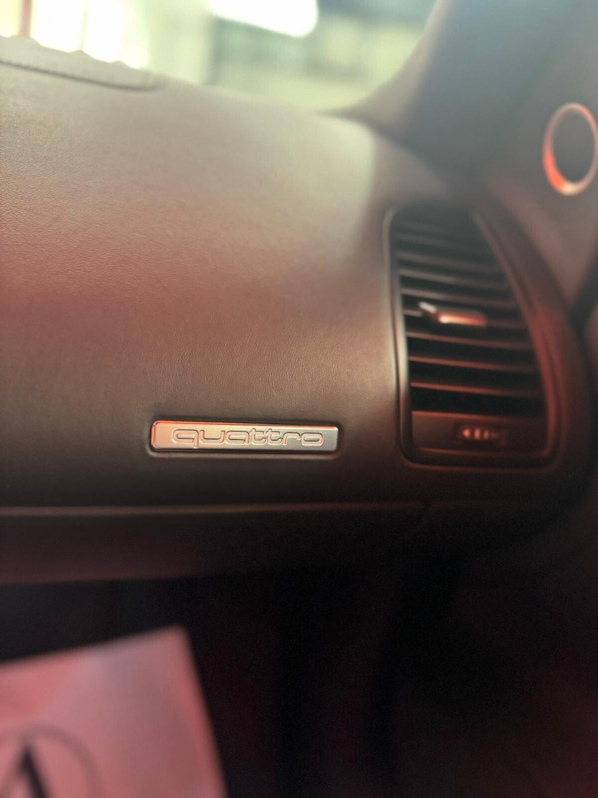 Audi R8 4.2 V8 FSI quattro R tronic