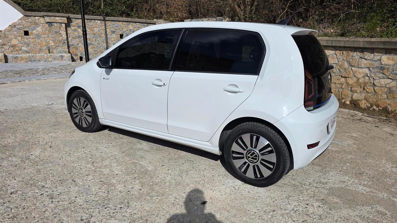 Volkswagen up! e-up! 82 CV