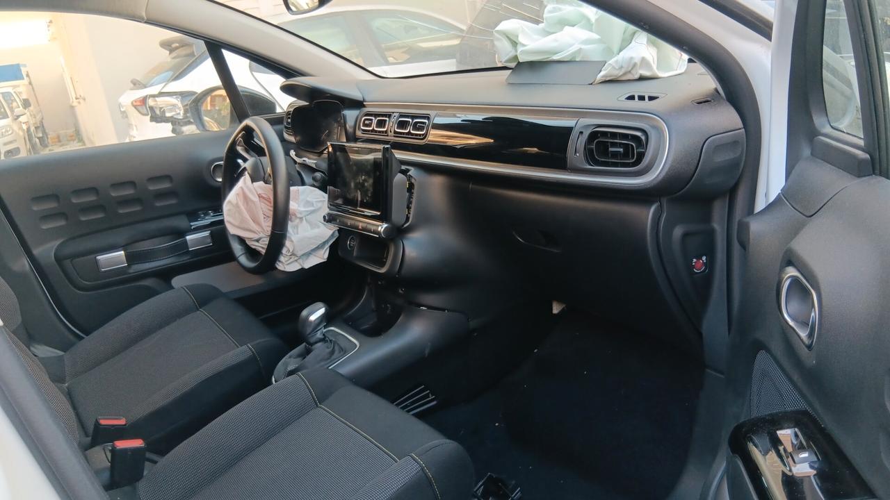 Citroen C3 SHINE INCIDENTATA SINISTRATA MONDIALCARS 024