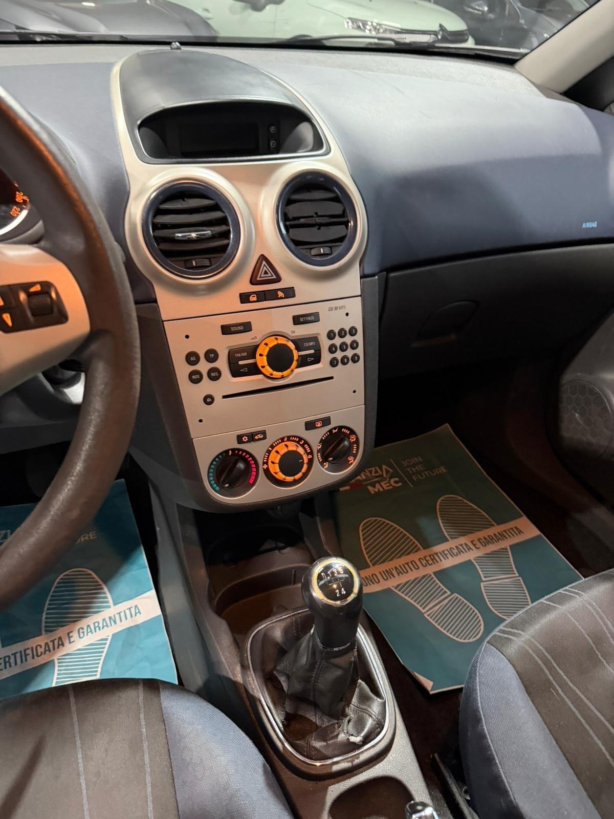 Opel Corsa Diesel 5 posti Neopatentati