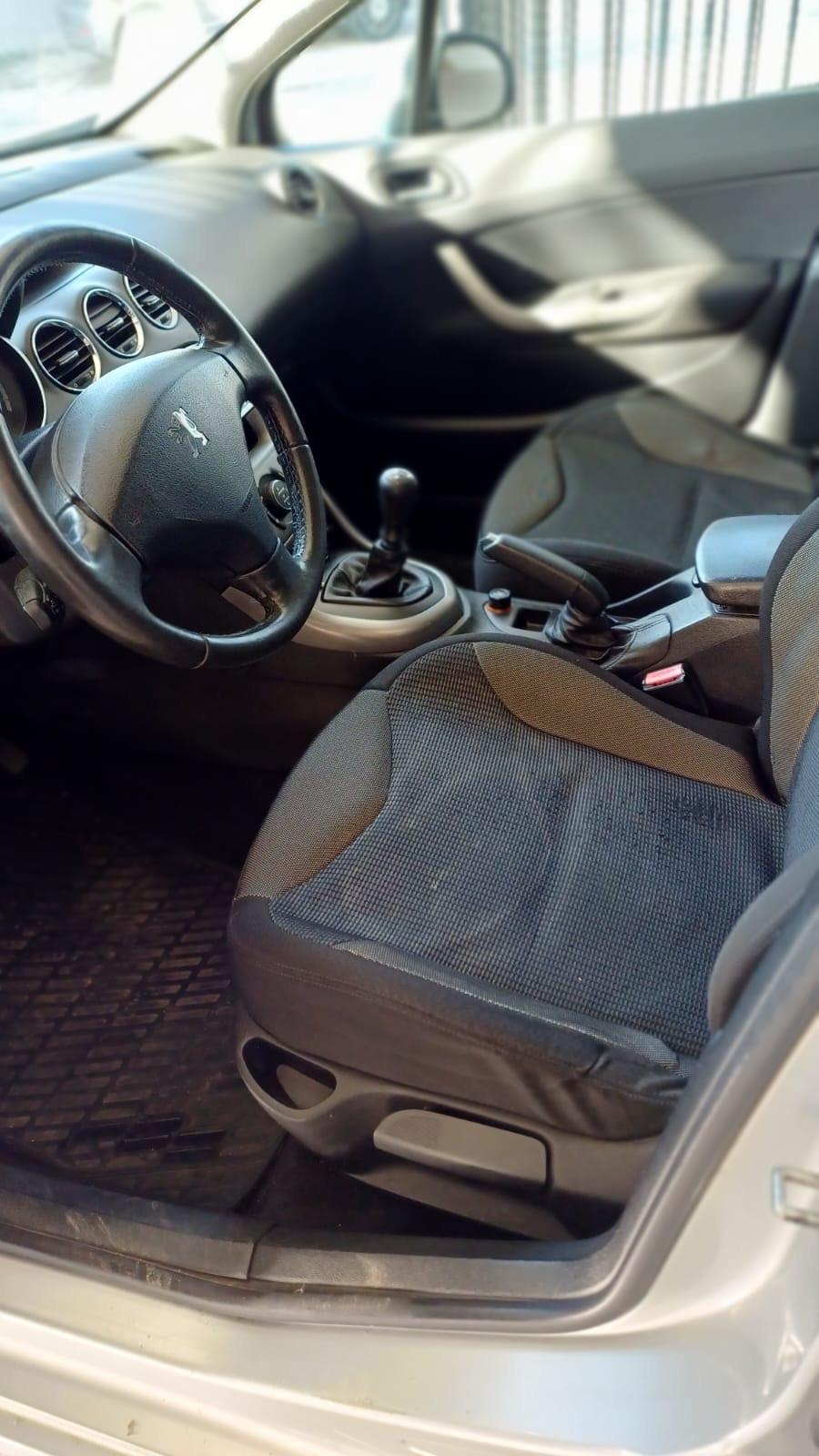 Peugeot 308 1.6 HDi 90CV FAP 5p. Premium