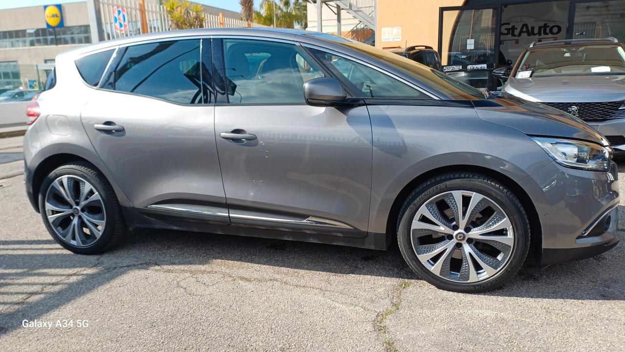 Renault Scenic Scénic dCi 8V 110 CV EDC Energy Intens