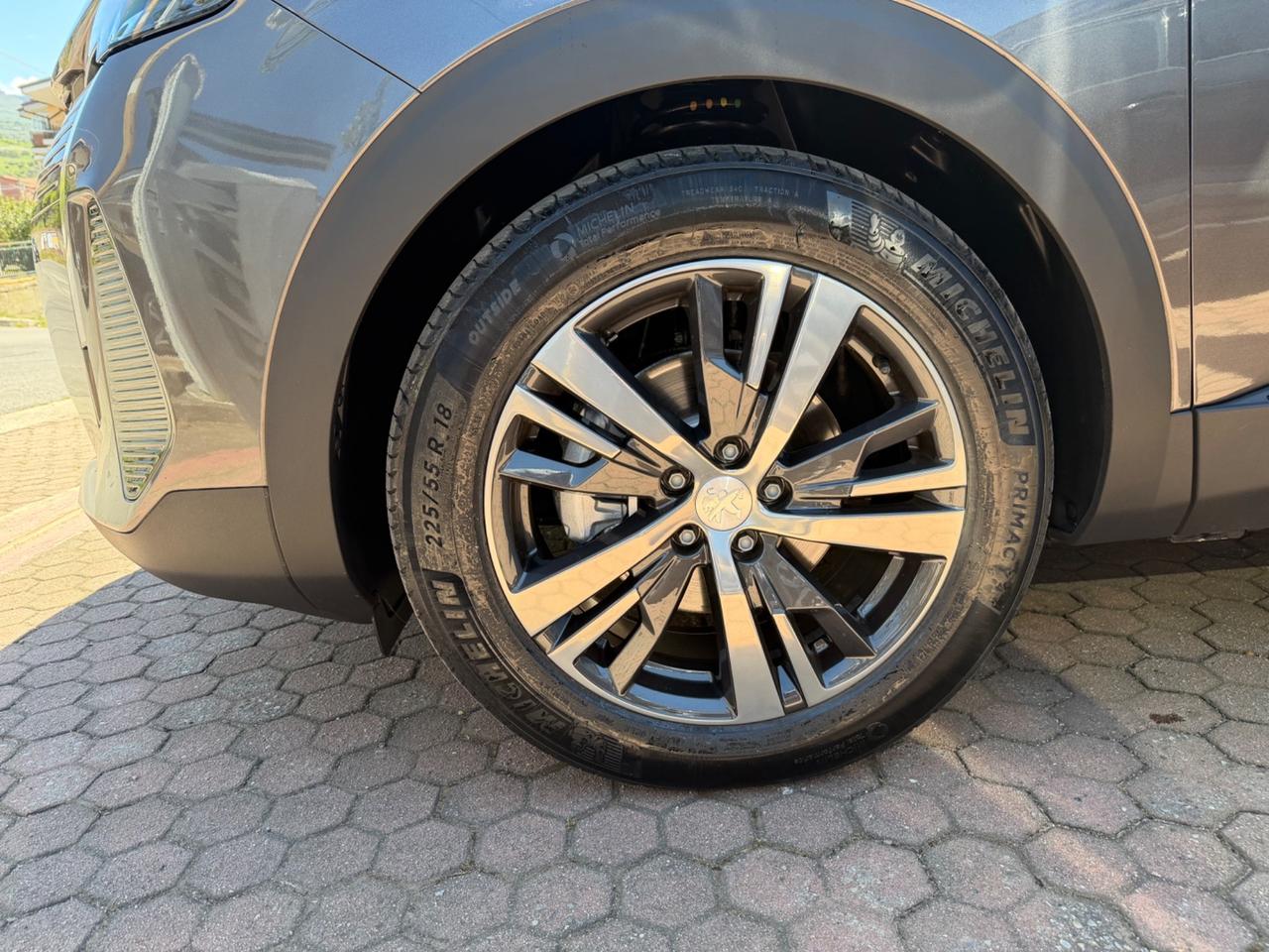 Peugeot 3008 BlueHDi 130 S&S EAT8 Allure Pack