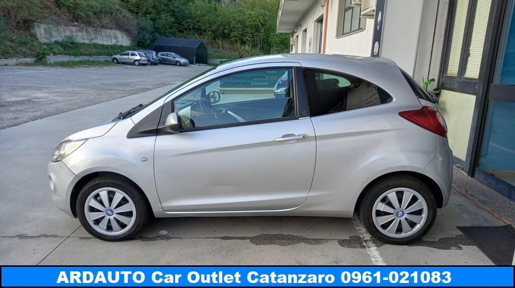 Ford Ka 1.2 Titanium 69 cv Neopatentati