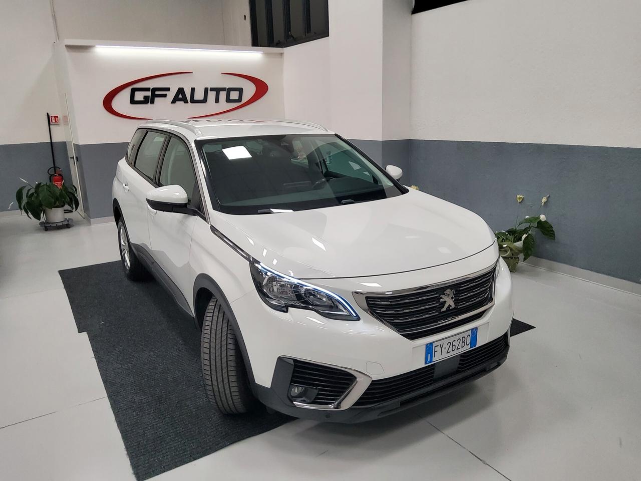 Peugeot 5008 BlueHDi 130 S&S Business