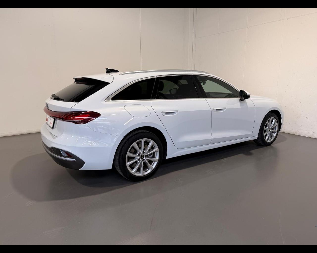 AUDI A5 AVANT 40 TDI MHEV+ S-TRONIC BUSINESS ADVANCED