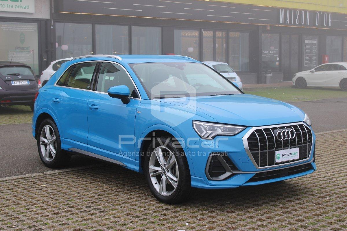 AUDI Q3 35 TDI S tronic Business