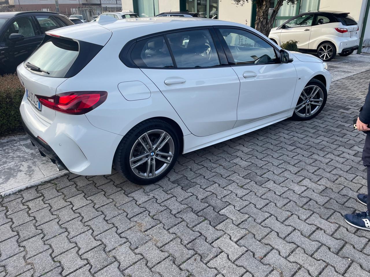 Bmw 118 5p. Msport