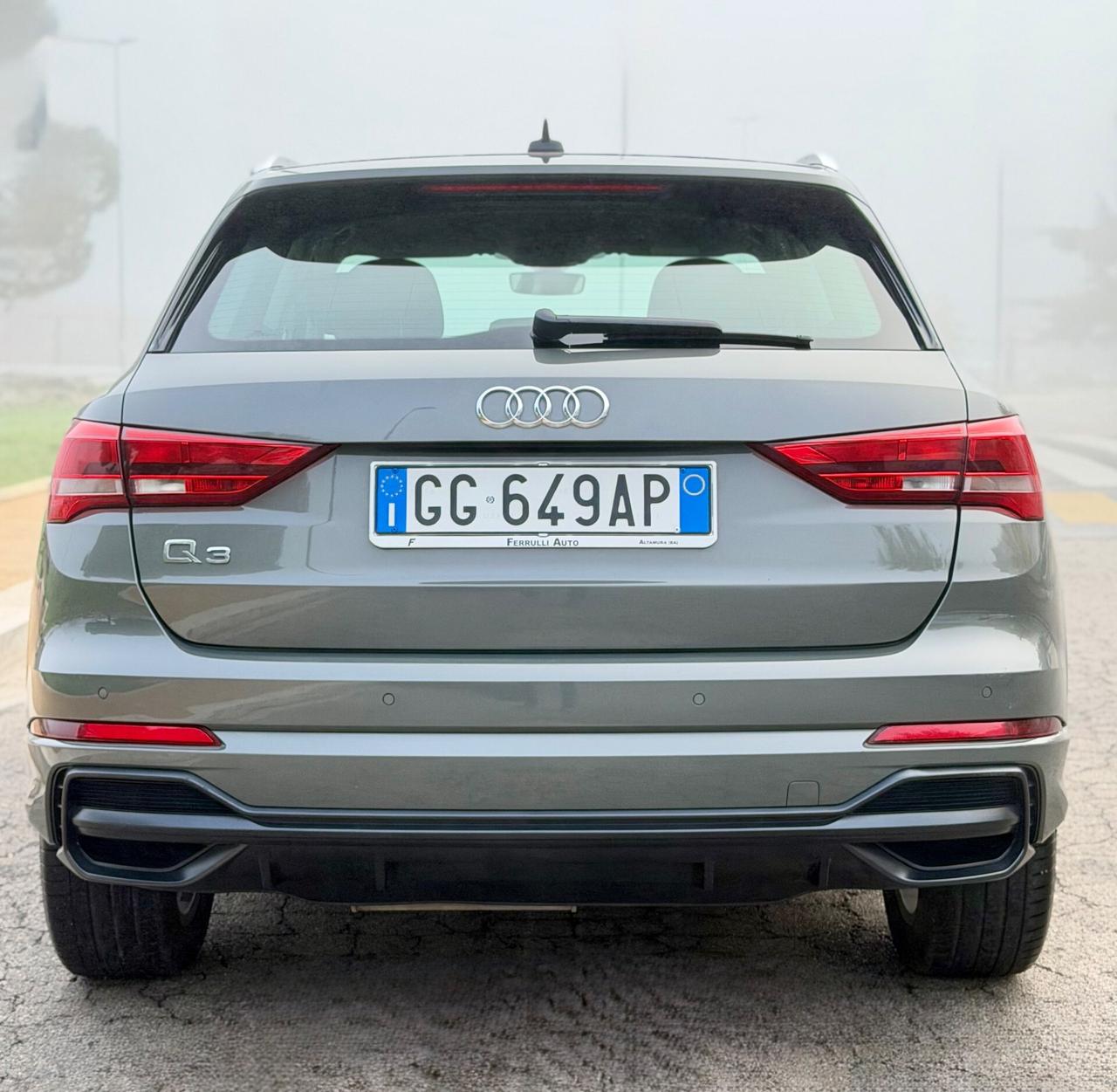 Audi Q3 35 2.0 Tdi 150CV S line STronic