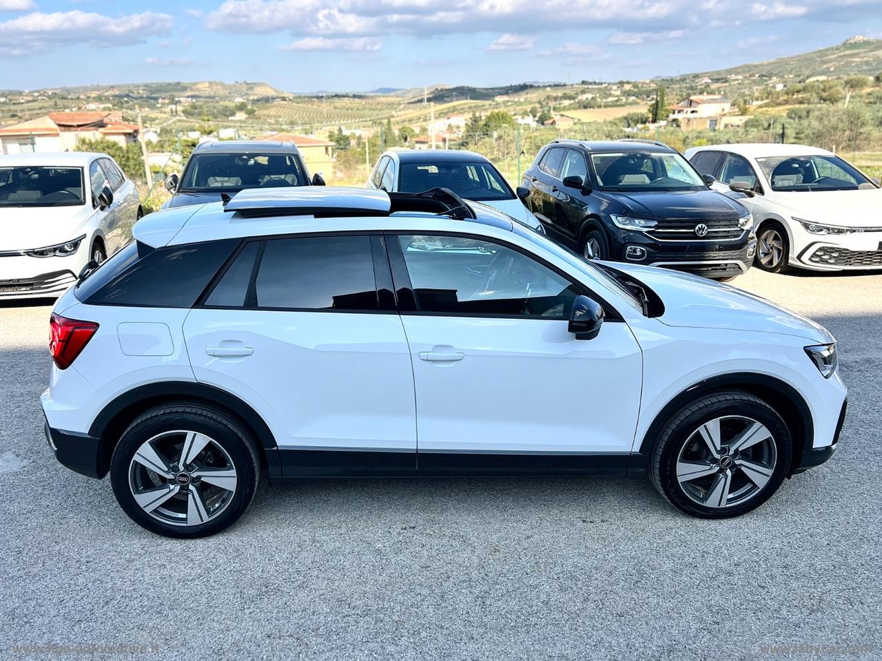 AUDI Q2 2.0TDI S-LINE TETTO LED MATRIX VIRTUAL PELLE NAVI