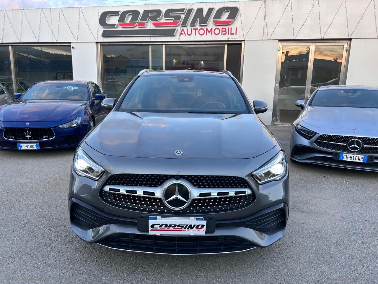 MERCEDES-BENZ GLA 200 d Automatic Premium