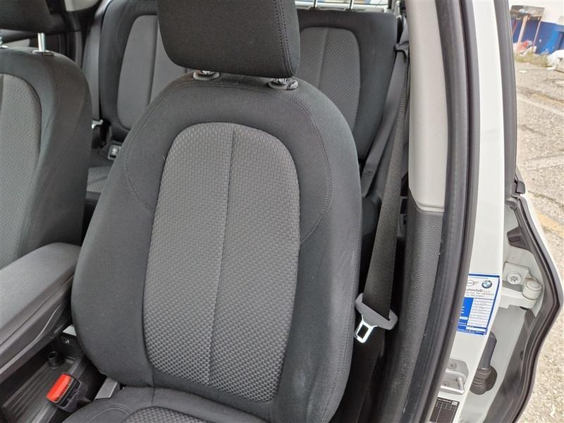 BMW 225 e ACTIVE TOURER iPerformance Business autom.